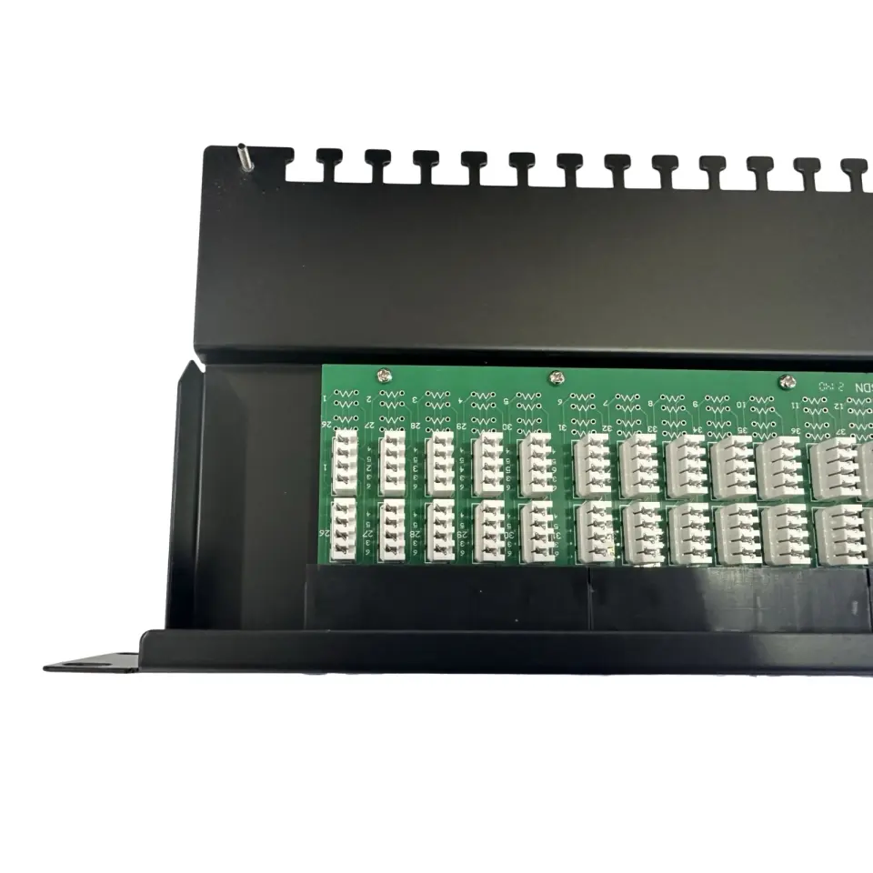 50 Port Cat3 ISDN Telefon Patch Panel 1U 19'' Dolu