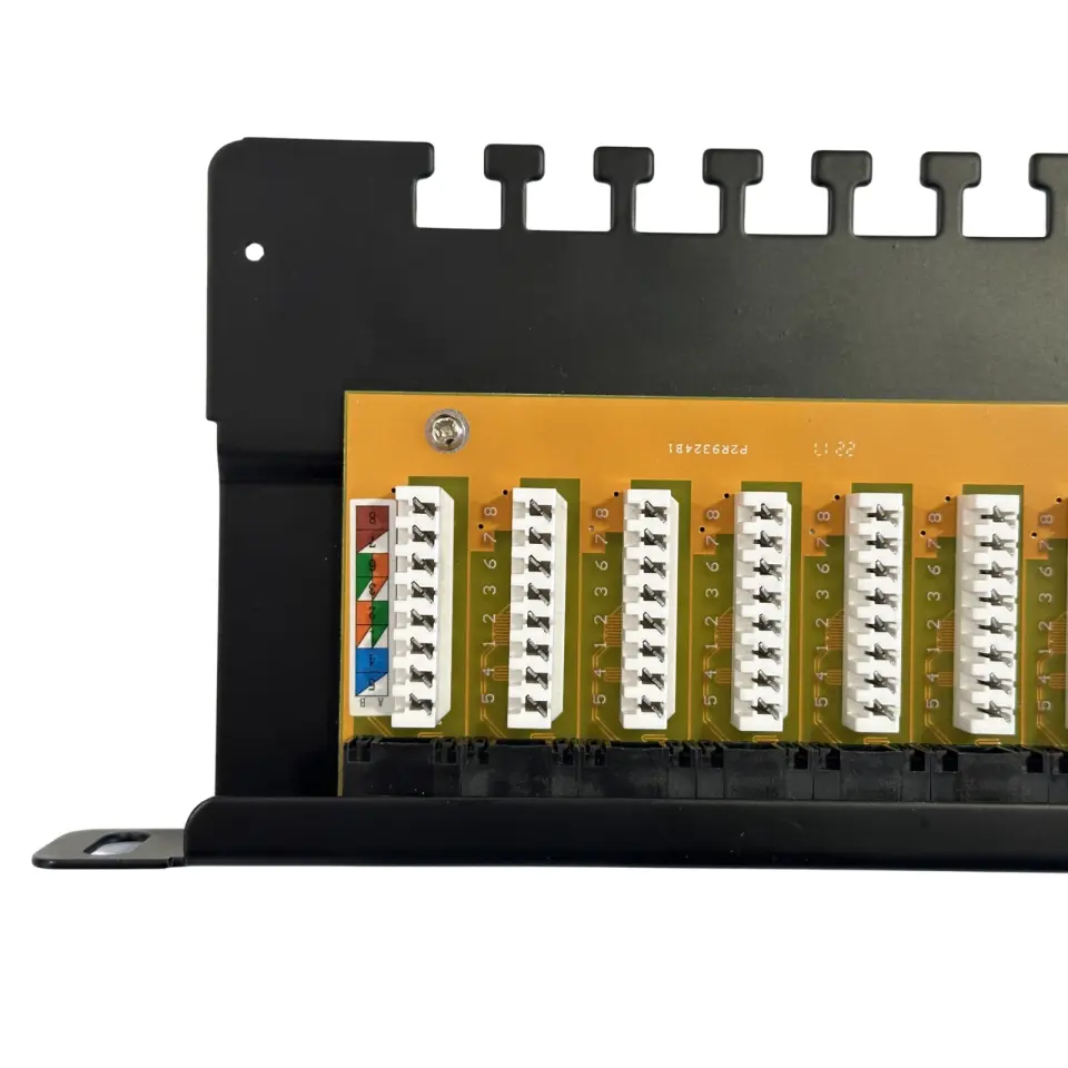 24 Port Cat6 Dolu Patch Panel 0,5U 19''-İnce Tasarım